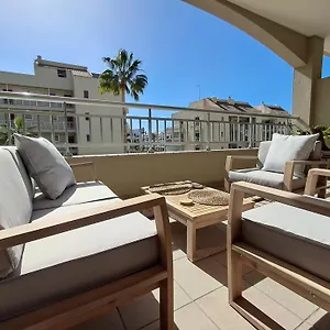 modern-apartment-with-a-sea-view.tenerifehoteles.net/
